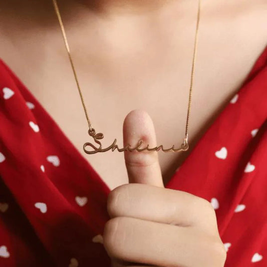 SIGNATURE STYLE NAME NECKLACE GOLD PLATED