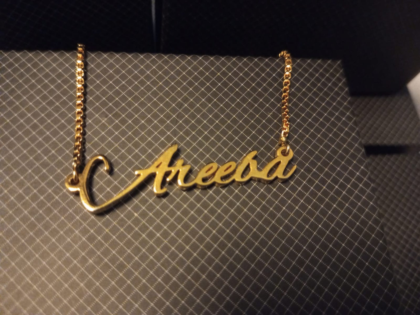 Simple decent necklace