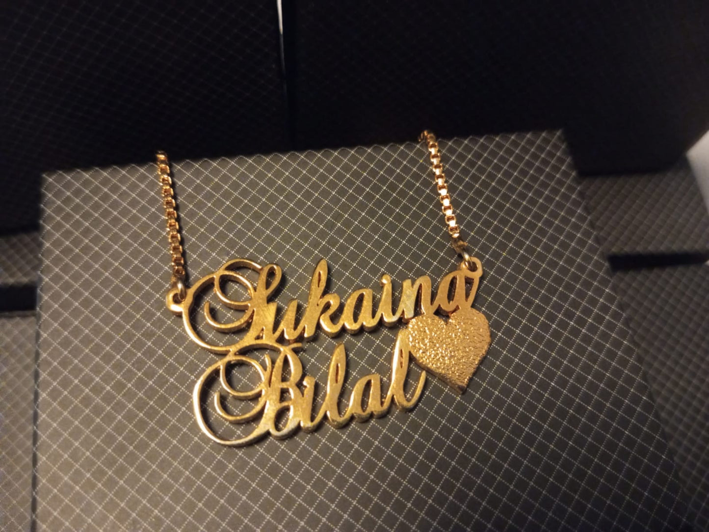 Simple heart necklace